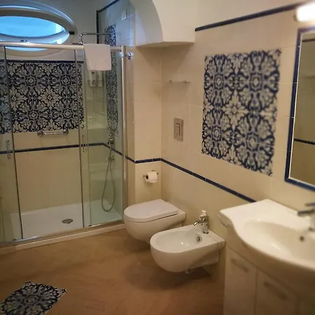 Guest house Patrizi 3*