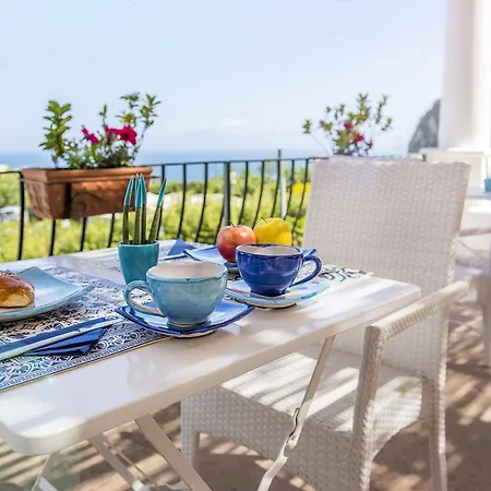 Patrizi 3* Capri